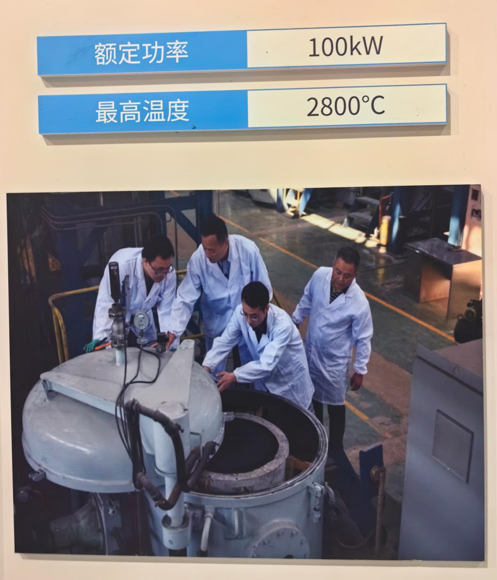 亚洲av